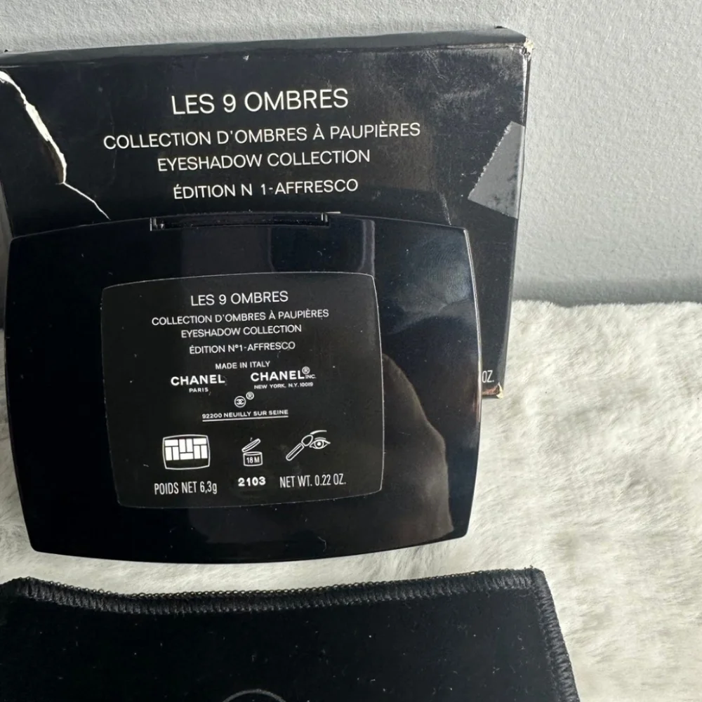 Chanel eyeshadow compact mirror - Picture 3 of 3